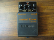 Продам педаль Boss Metal Zone MT-2