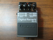 Продам педаль BOSS RV-5 Digital Reverb