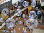 Новогоднее оформление деревьев, ёлок, домов и торговых площадей, оформ