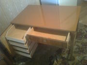 Стол письмений с ящиками 