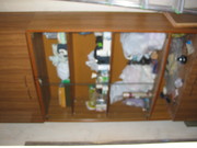 Продам б/у 2-х створчатый шкаф и набор корпусной мебели