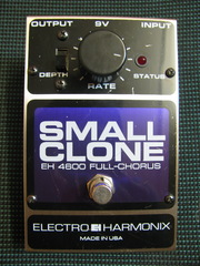 Продам педаль хорус EHX Small Clone