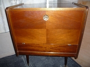 Продам  тумбу-бар б/у