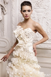 Продам шикарное свадебное платье в Киеве