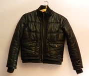 Фирменная курточка на синтепоне