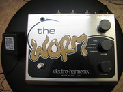 Продам педаль Electro-Harmonix The Worm