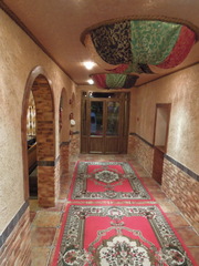 Декоративная драпировка стен тканью Киев,  Обтяжка стен тканью Киев