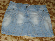 юбка джинсовая. Размер 42. В хорошем состоянии. Недорого.