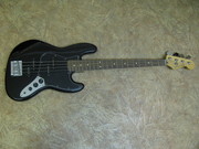 Продам Fender Blacktop Jazz Bass Black