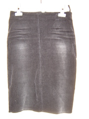 Черная вельветовая юбка с эффектом потертости