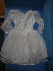 Детское платье  напрокат на девочку 6-9 лет