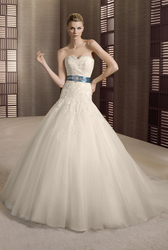 Продам свадебное платье White one. Модель 2012 года - Tulipan
