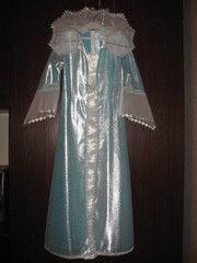 Продам карнавальный костюм СНЕЖНАЯ КОРОЛЕВА