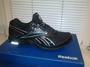 женские кроссовки REEBOK TRAINTONE