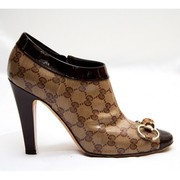 Продам женскую брендовую одежду,  обувь от мировых дизайнеров