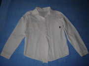 Белая блузка для девочки в отличном состоянии,  как новая! 