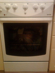 Срочно продаётся газовая плита Gorenje.