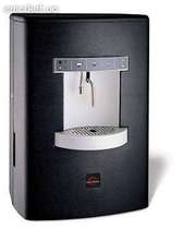 Продам кофемашину Black Tower