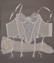 белый корсет и колготы