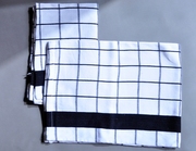 полотенца в черно-белую клетку