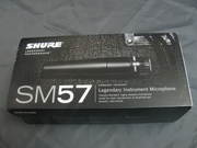 Продам динамический микрофон SHURE SM57