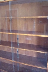 шкаф книжный для малогабаритной квартиры