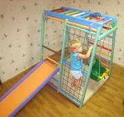 Детский спортивно-игровой комплекс `Малыш плюс`