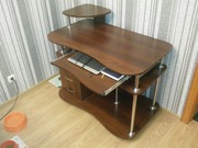 Продам компьютерный стол бу