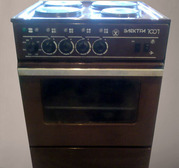 Электроплита в хорошем состоянии