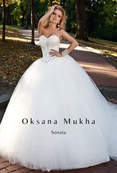 Продам свадебное платье от дизайнера Оксаны Мухи Sonata 2013 года!!!