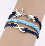 Бижутерия,  серьги,  кольца,  браслеты,  ожерелья,  броши