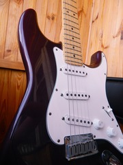Продам Fender Stratocaster American Standard (USA) 1999 Metallic Purpl