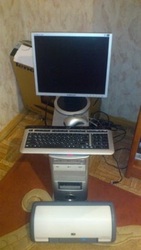 продам б/у настольный компьютер с монитором