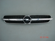 Решотка капота б/у на Опель Vectra C