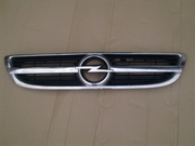 Решетка б/у на Опель Zafira A