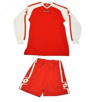 Футбольная форма для детей и взрослых Diadora,  Lotto,  Mesuca