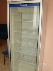 Холодильник-витрина SNAIGE CD 350