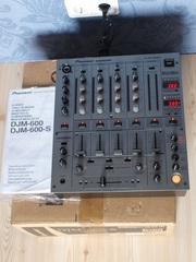 Продам микшерный пульт Pioneer DJM-600 (б/у)