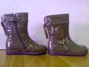 Продам сапожки демисезонные новые Испания