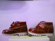 Продам ботиночки демисезонные 23 размер Испания