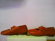 Продам туфли на девочку 25 размер кожа Испания