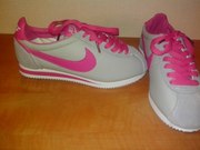 Новые кроссовки на девочку 35 размер (23 см по стельке)