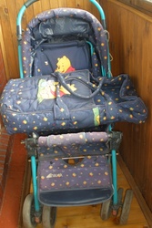 Коляску Хаук 2 в 1 универсальная,  б/у,  от 0 до 3х лет,  люлька-переноска в комплекте.