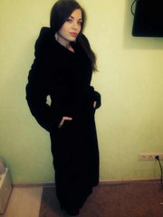 ЧЕРНАЯ ШУБА ИЗ МУТОНА