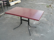 Продам стол бордовый для кафе, столовых, общепита.