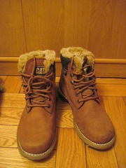 СРОЧНО!!! Ботинки Caterpillar женские зимние 38, 5