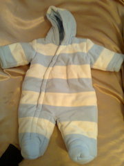 детский зимний комбинезон с капюшоном в полоску размер 68