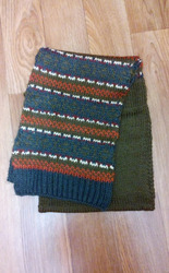 Шарф защитный с оранжево-белой орнаментальной полосочкой. Торг всегда уместен!