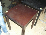 Продам недорого деревянные столы квадрат б/у в ресторан,  кафе,  общепит