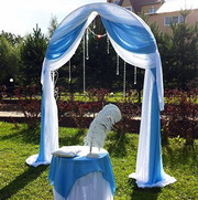 Украшение арки цветами